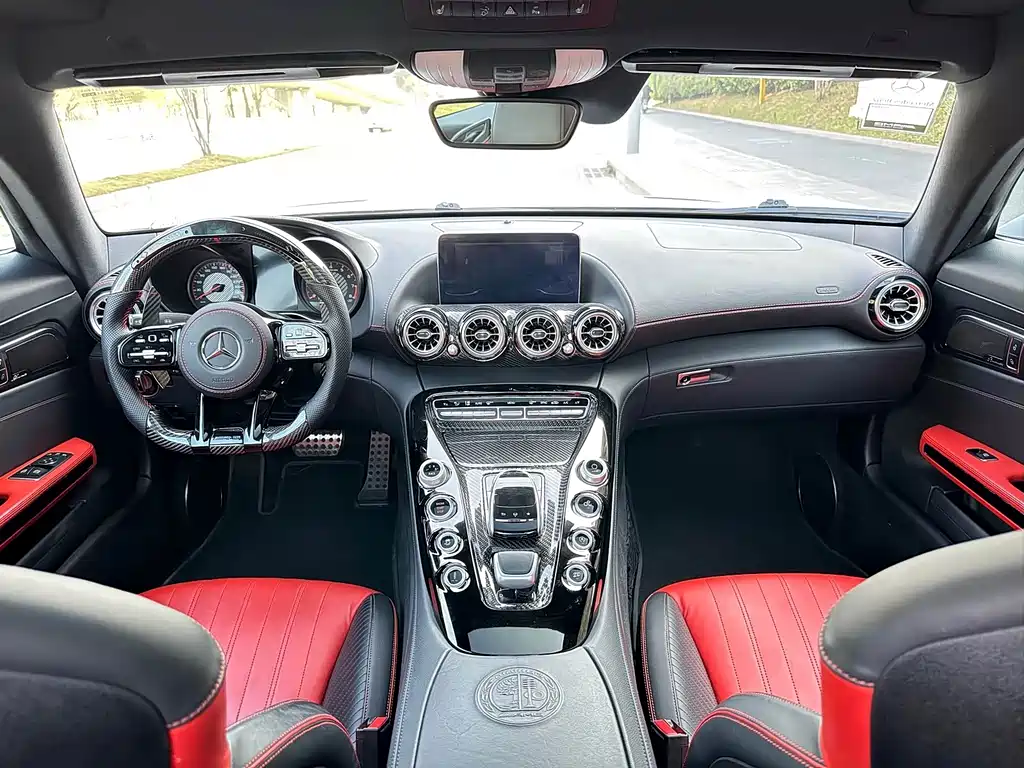 Mercedes-Benz AMG GT — миниатюра 13