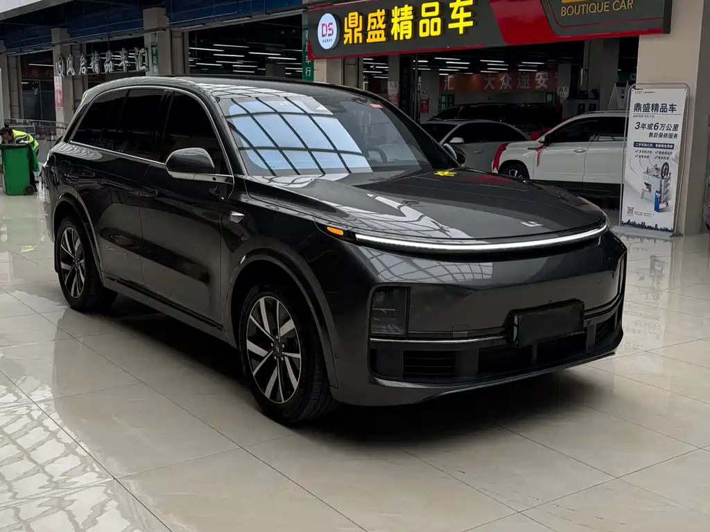 Li Auto IDEAL L8