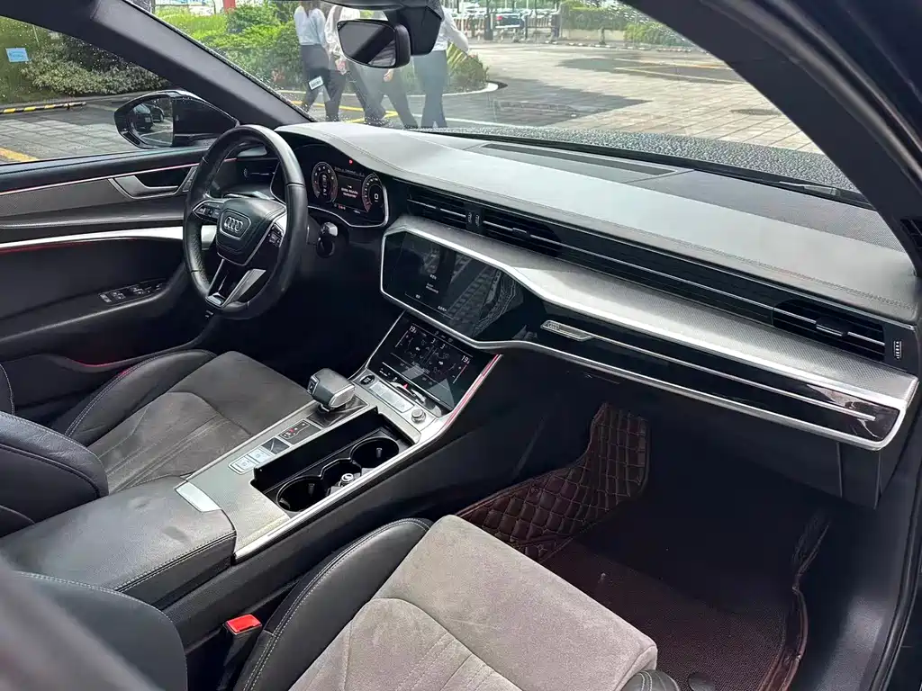 Audi A6L — миниатюра 10
