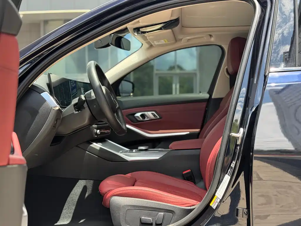 BMW i3 2024 eDrive 40 L