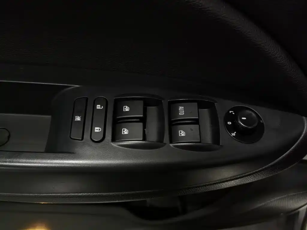 FAW Junpai D60 — миниатюра 9