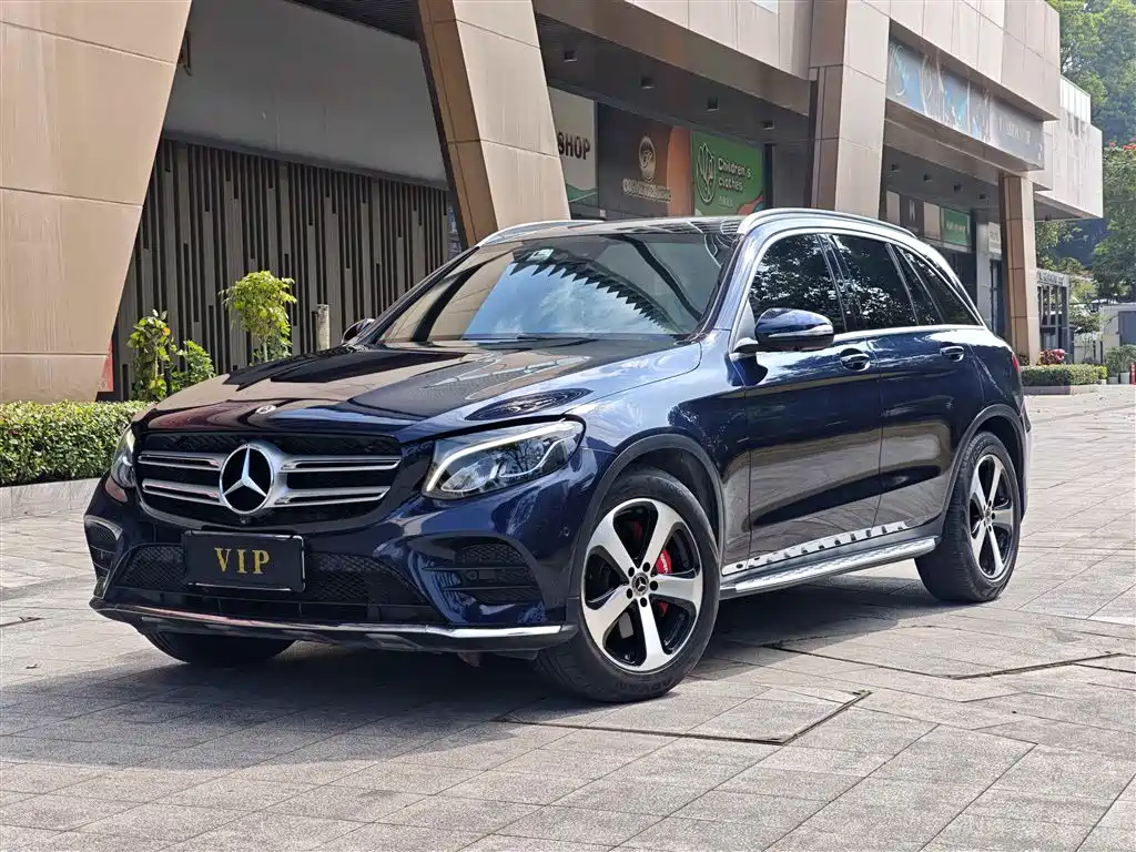 MERCEDES-BENZ GLC