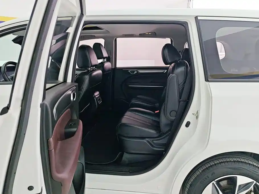 GAC Motor Trumpchi M6 — миниатюра 11
