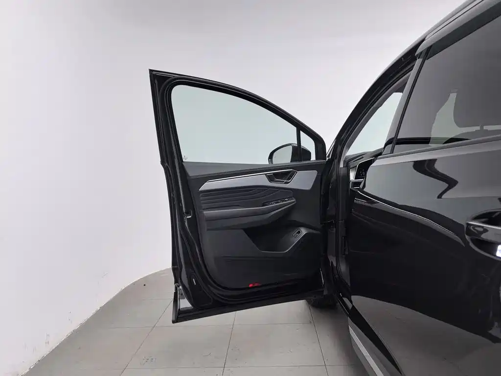 Volkswagen Talagon — миниатюра 8