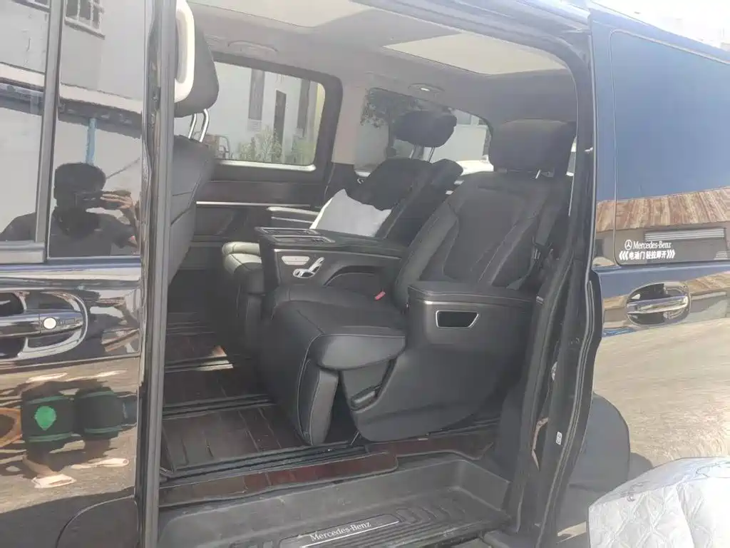 Mercedes-Benz V-Class — миниатюра 7