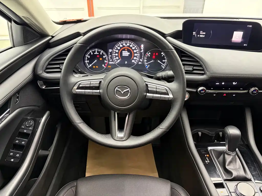 Mazda 3 Axela — миниатюра 11