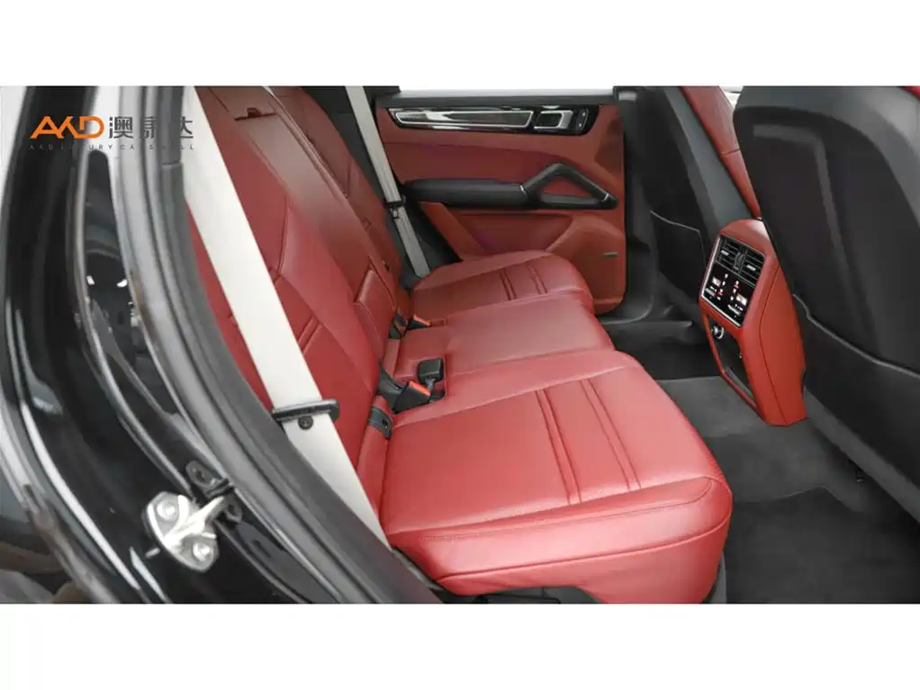 Porsche Cayenne — миниатюра 8