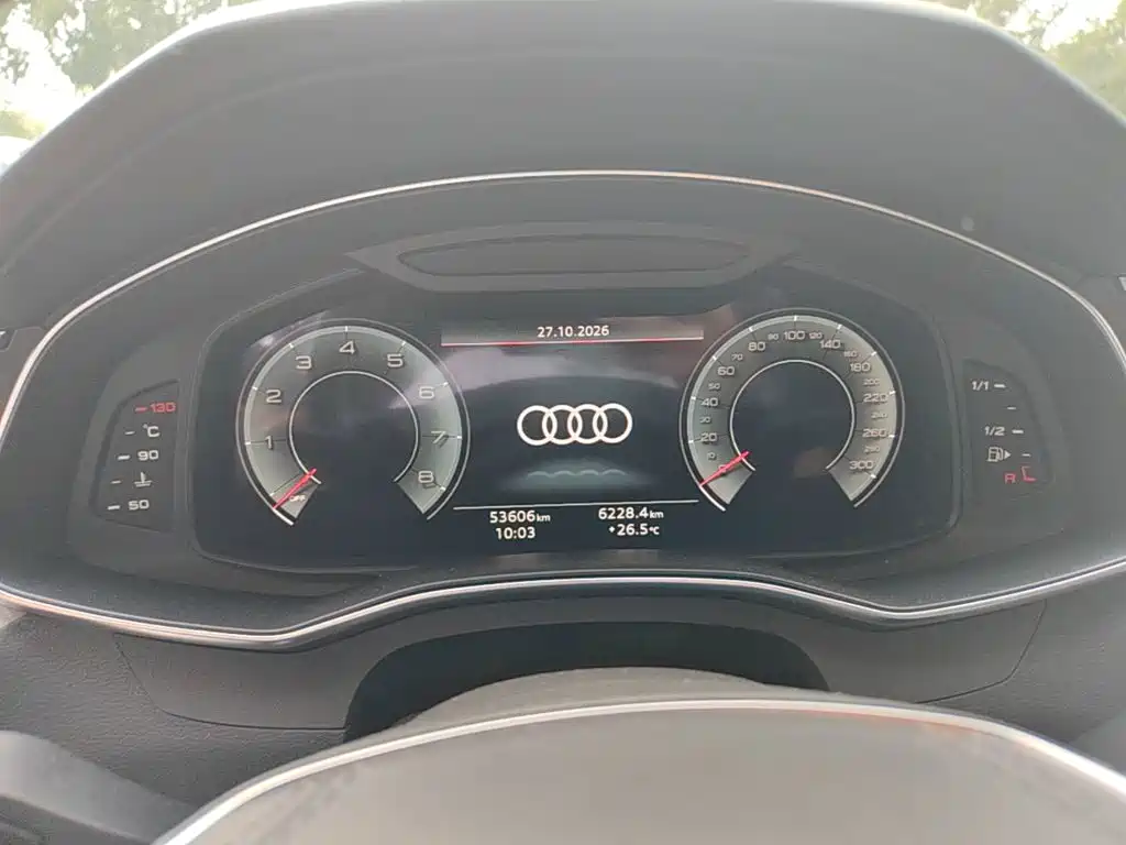 Audi A6L — миниатюра 12