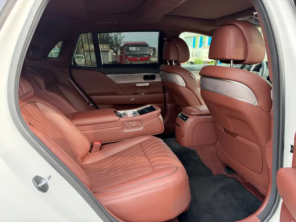 Genesis G90 — миниатюра 16