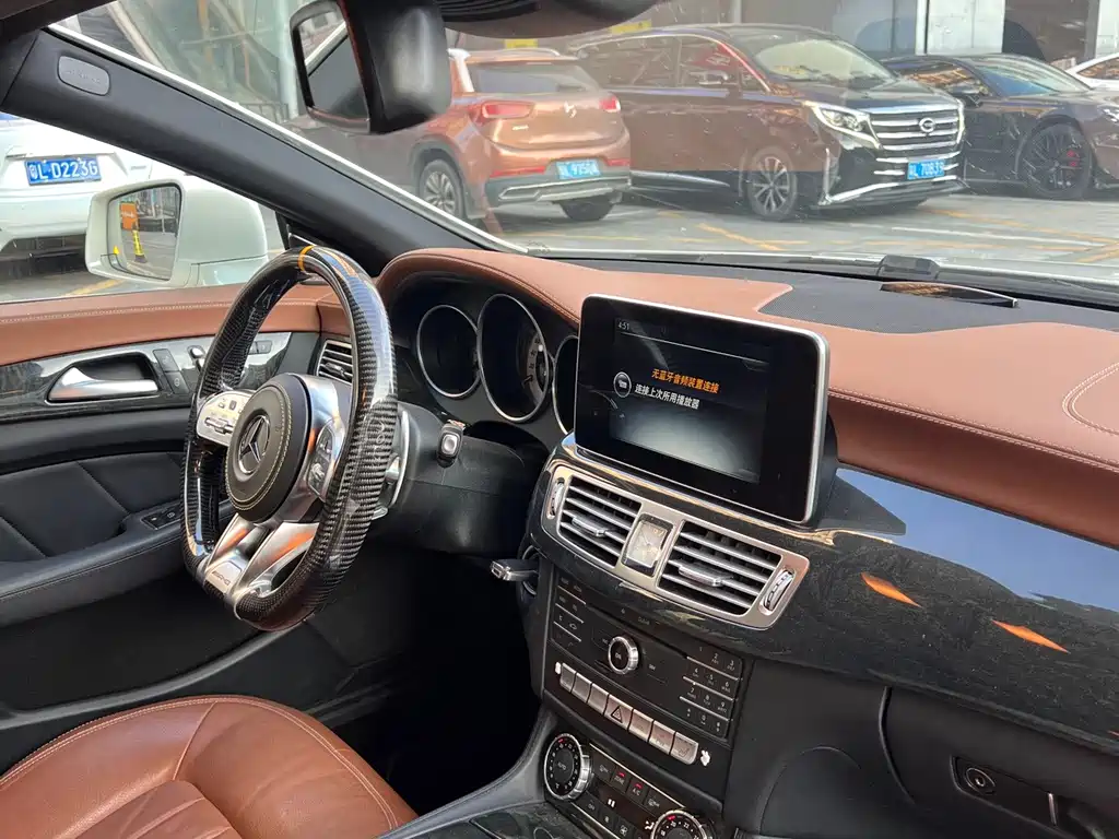 Mercedes-Benz CLS — миниатюра 10
