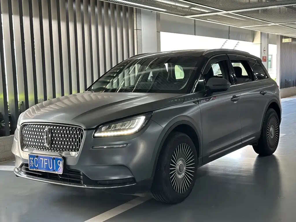 Купить Lincoln Corsair
