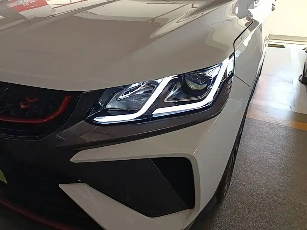 Geely Binyue — миниатюра 24