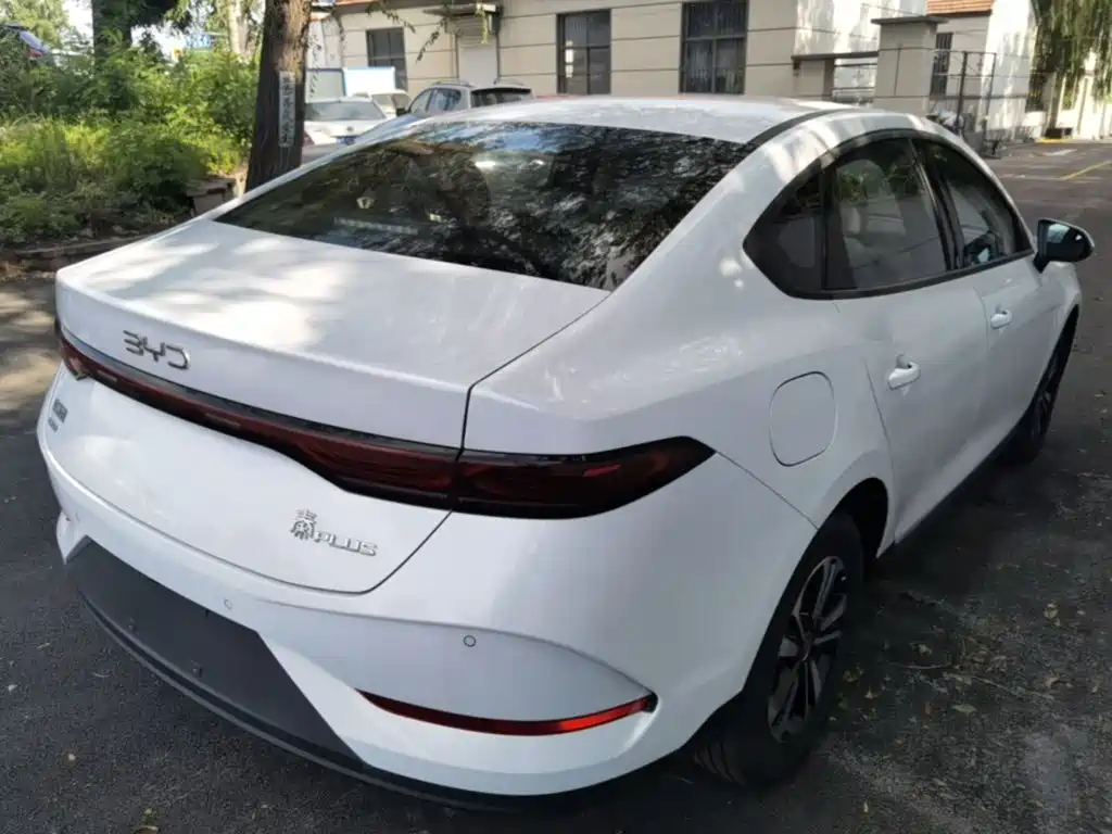 BYD Qin Plus PLUS 2025 DM-i Smart Drive 128KM