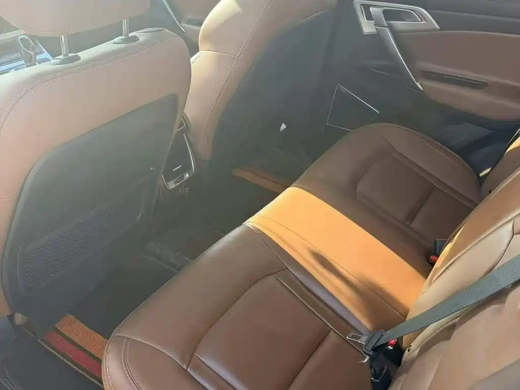 Geely Boyue — миниатюра 6