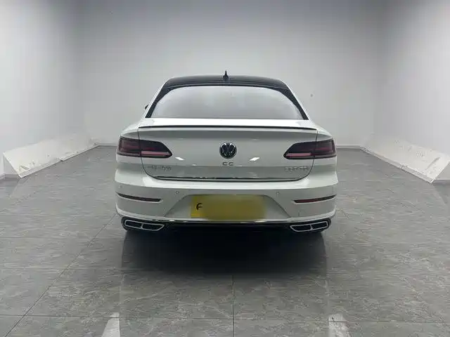 Volkswagen CC — миниатюра 11