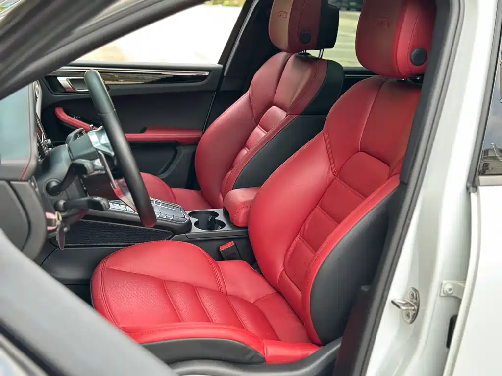 Porsche Macan — миниатюра 8