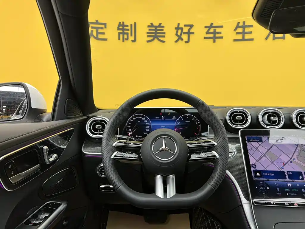 Mercedes-Benz C-Class — миниатюра 31