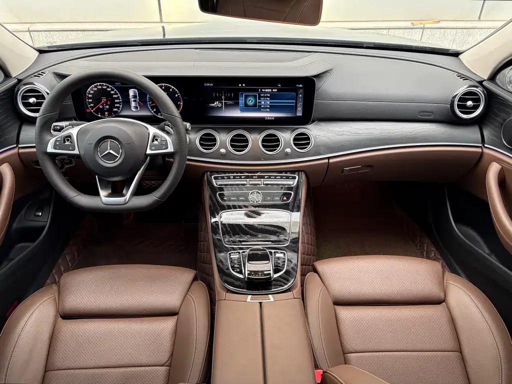 Mercedes-Benz E-Class E 2018 E 200 L Sport 4MATIC