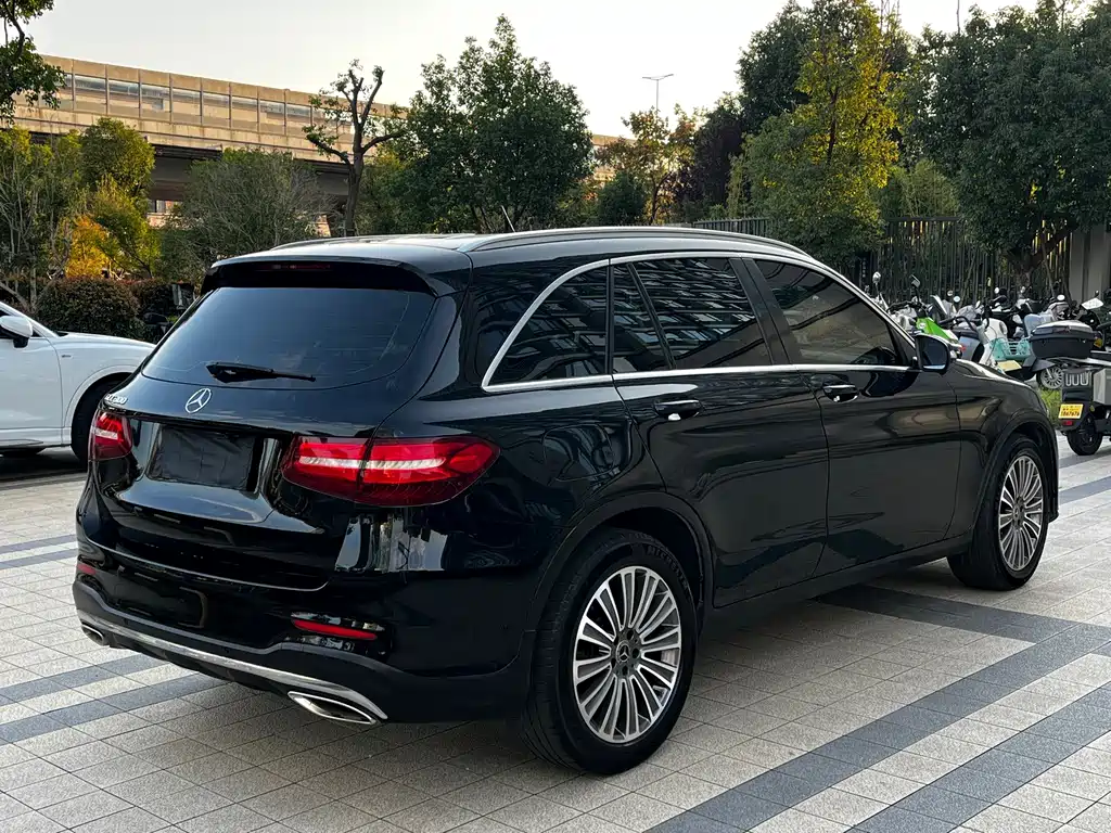 Mercedes-Benz GLC — миниатюра 17