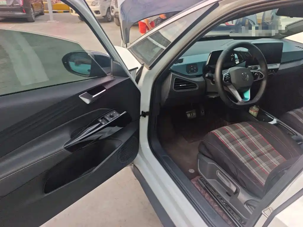 Volkswagen ID.3 — миниатюра 17