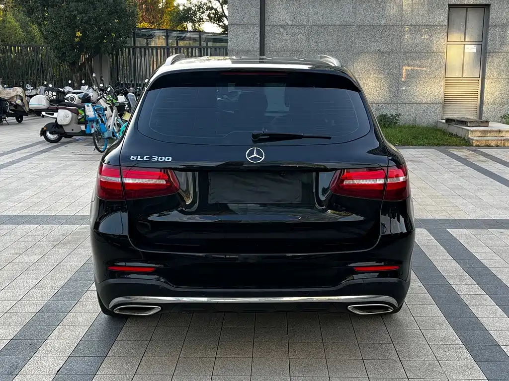 Mercedes-Benz GLC — миниатюра 16