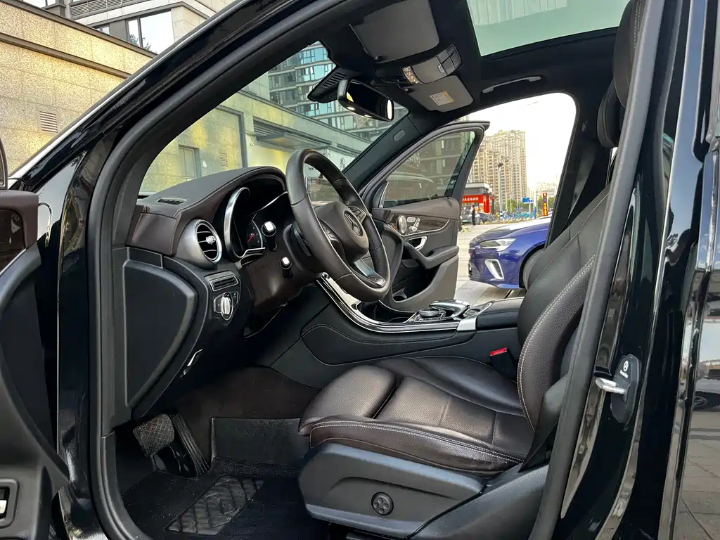 Mercedes-Benz GLC — миниатюра 4