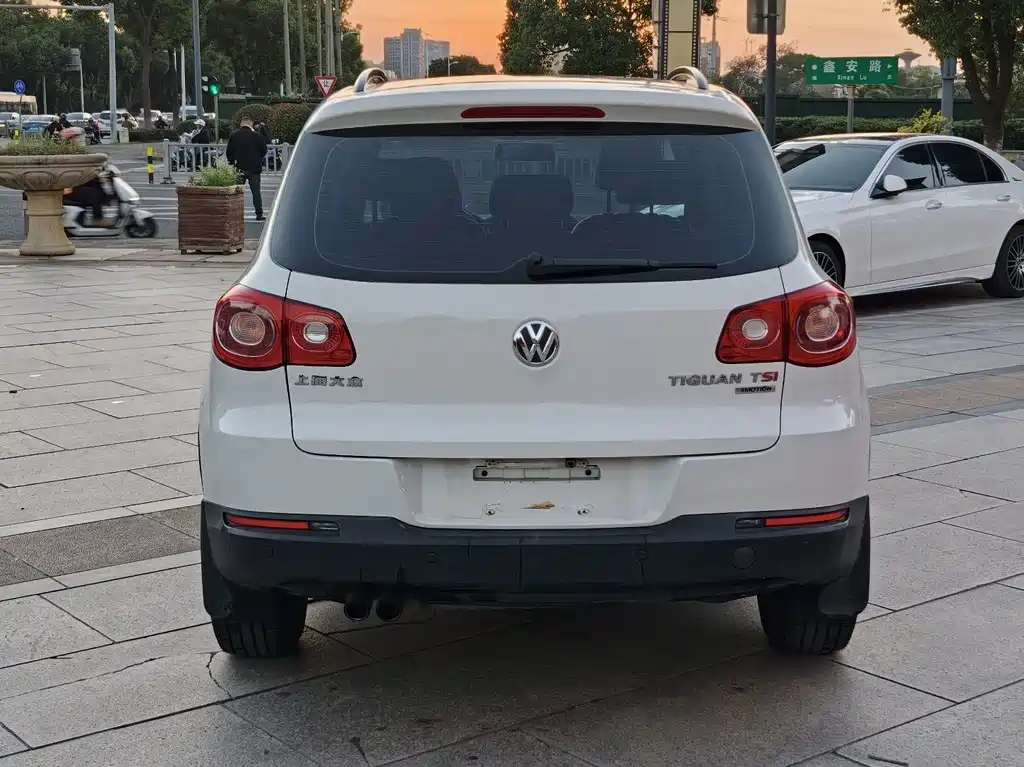 Volkswagen Tiguan — миниатюра 5