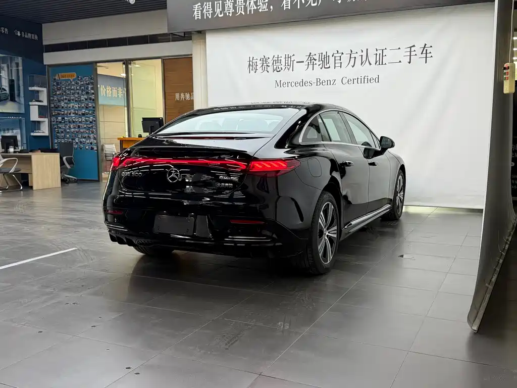 Mercedes-Benz EQE 2025 500 4MATIC
