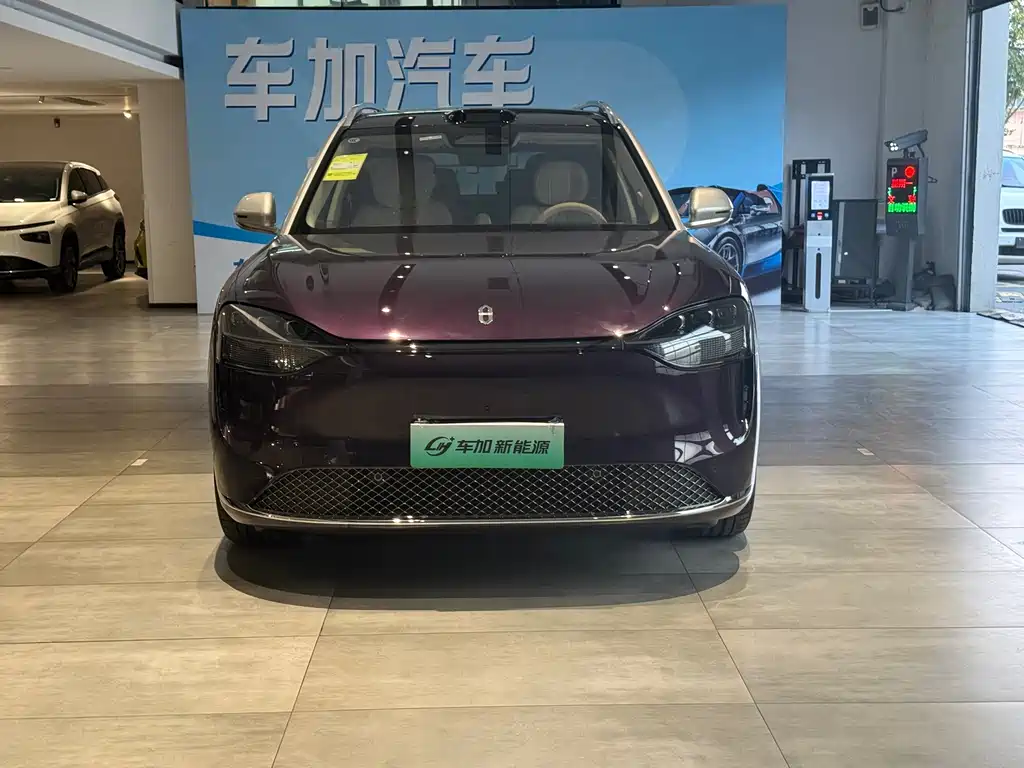 AITO AITO M9 — миниатюра 2