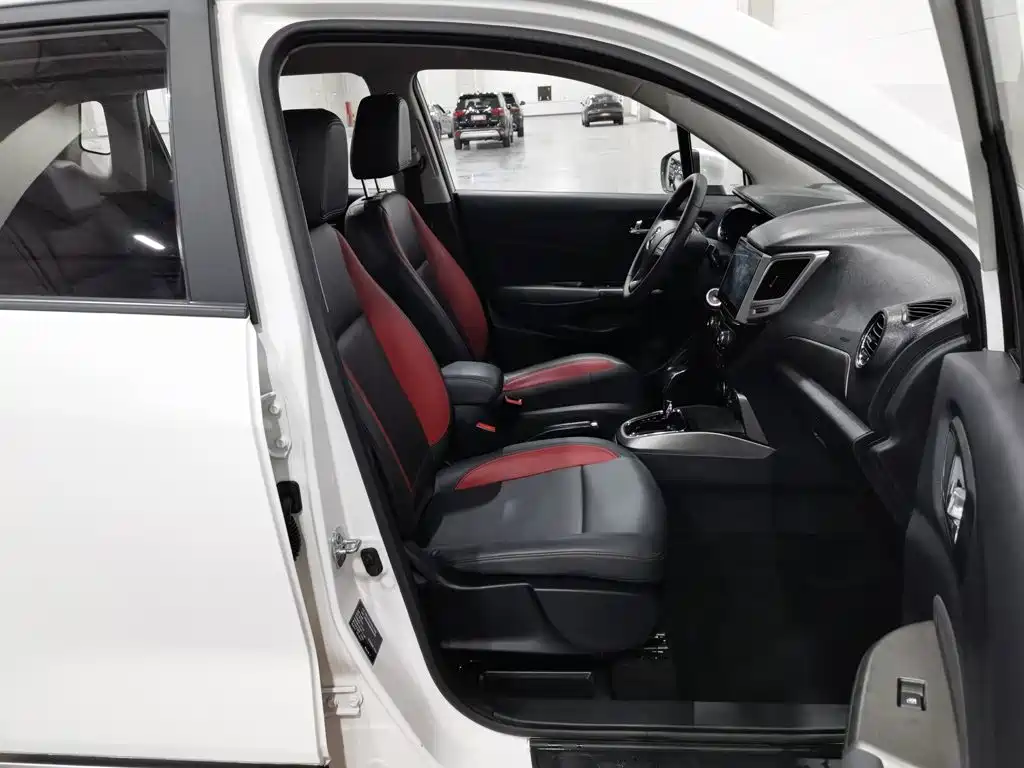 Changan CS15 — миниатюра 23