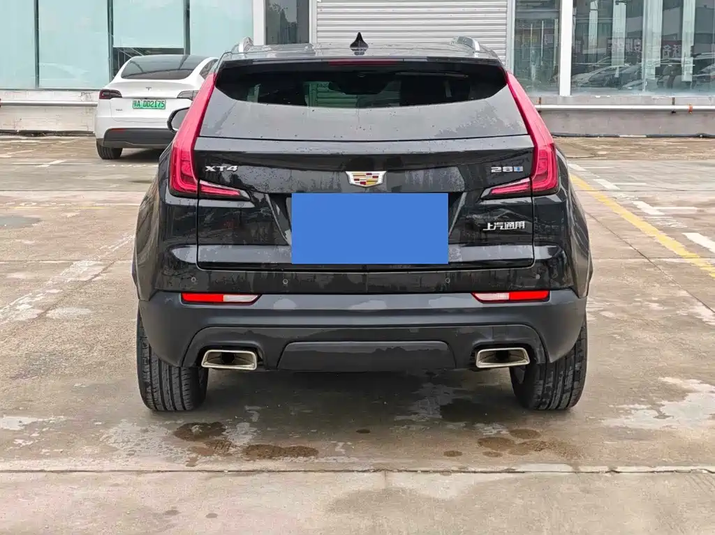 Cadillac XT4 — миниатюра 8