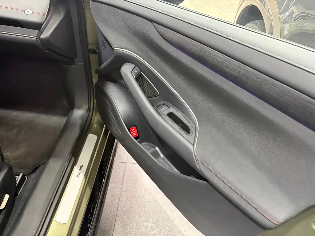 XIAOMI CAR XIAOMI SU7