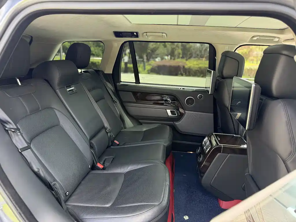Land Rover Range Rover — миниатюра 25
