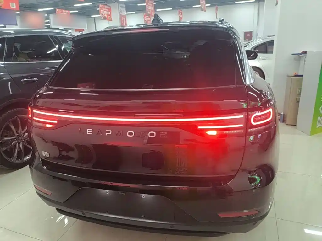 Leapmotor Leapmotor C11 — миниатюра 6