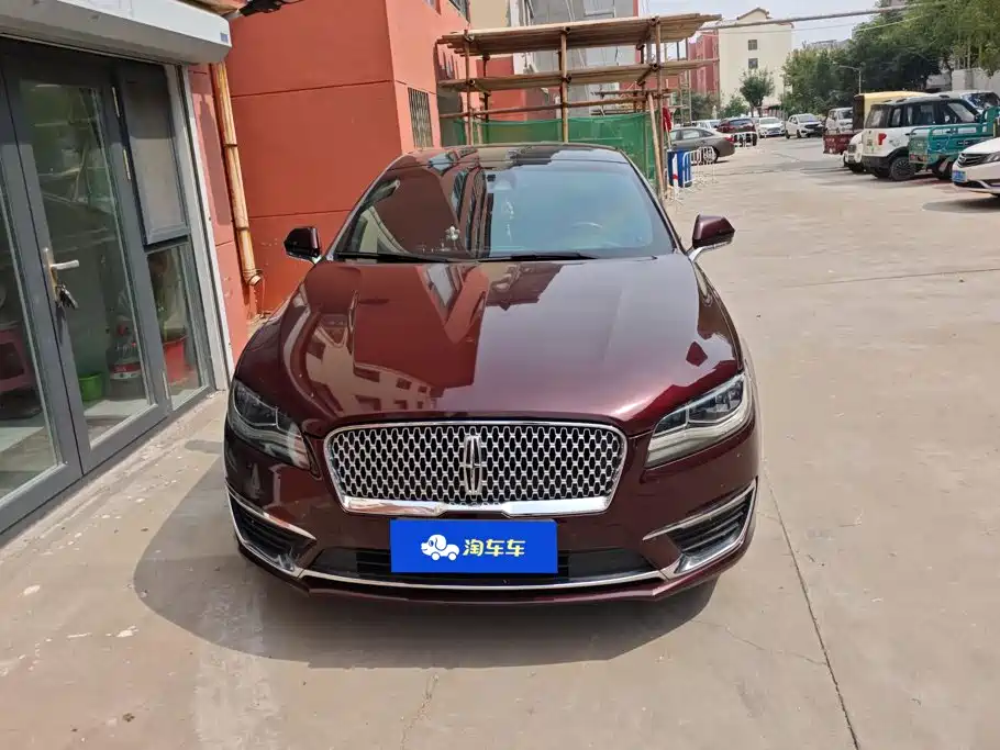 Lincoln MKZ — миниатюра 2