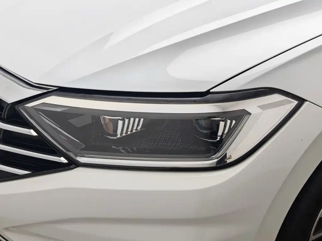 Volkswagen Sagitar — миниатюра 8