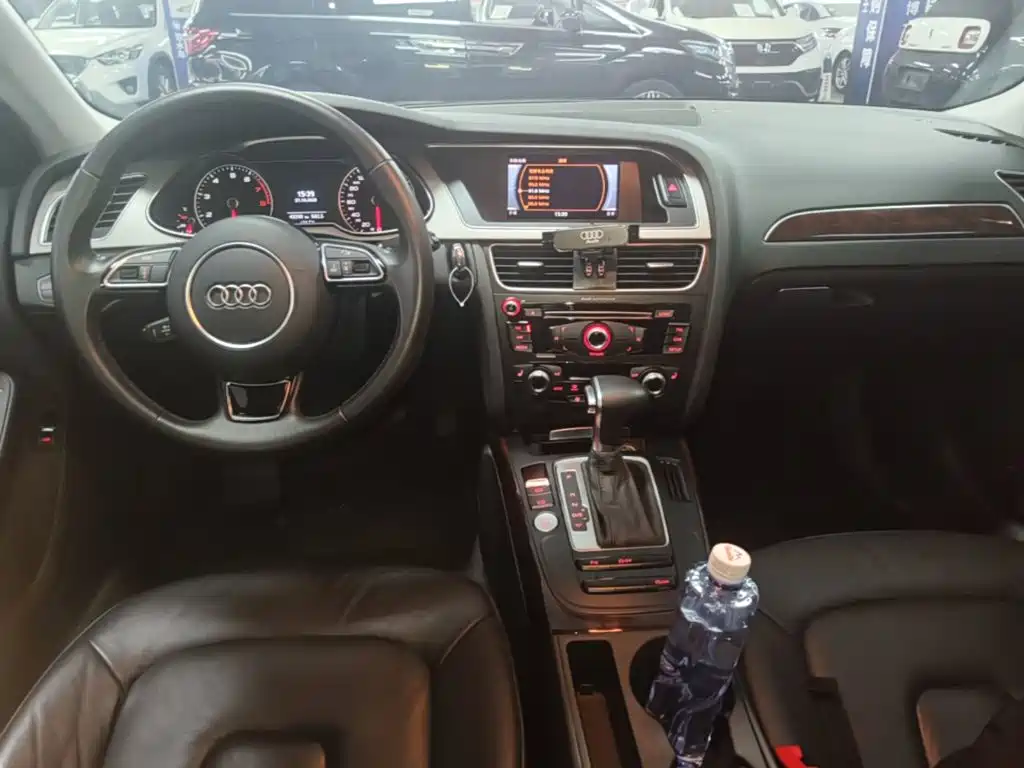 Audi A4L — миниатюра 10