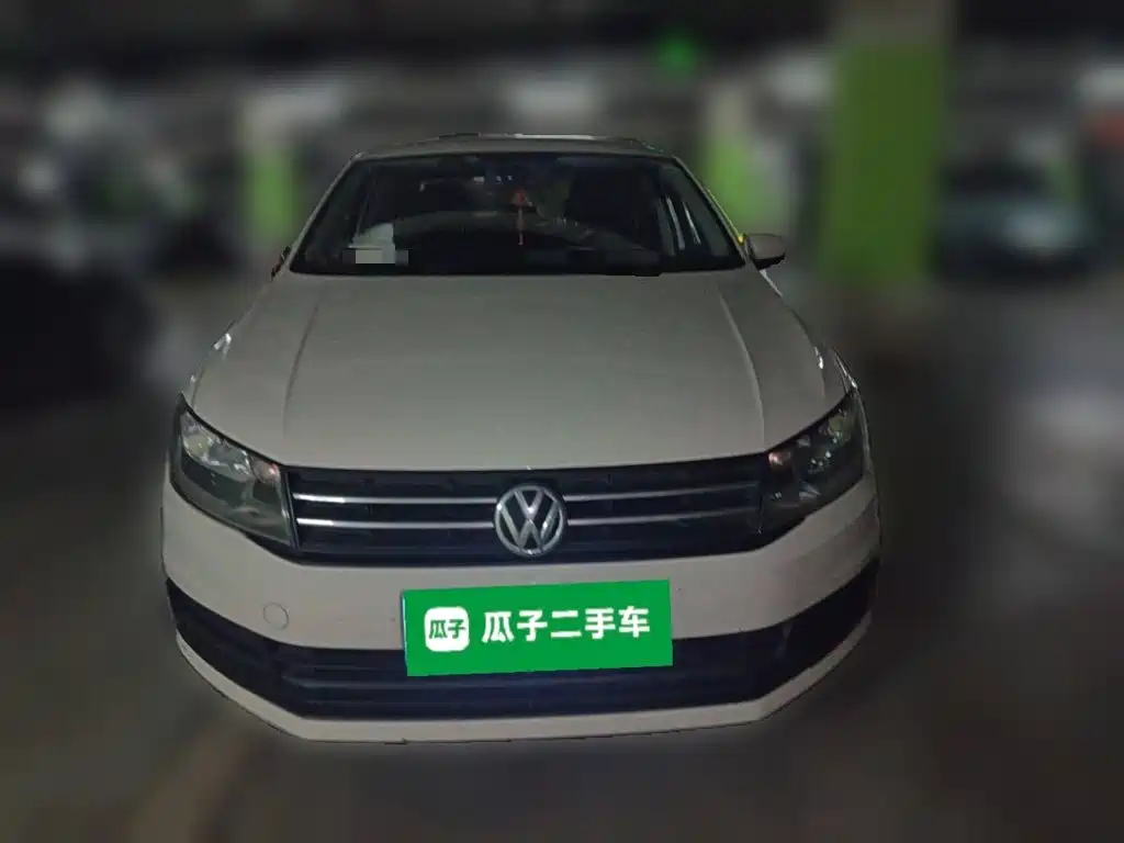 Volkswagen Santana — миниатюра 2