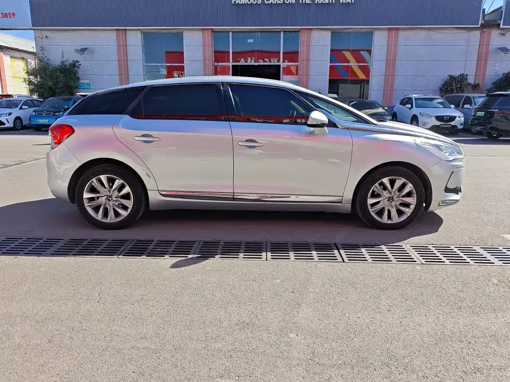 DS DS 5 — миниатюра 4