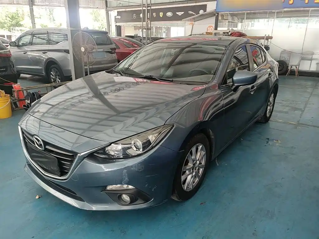Купить Mazda 3 Axela