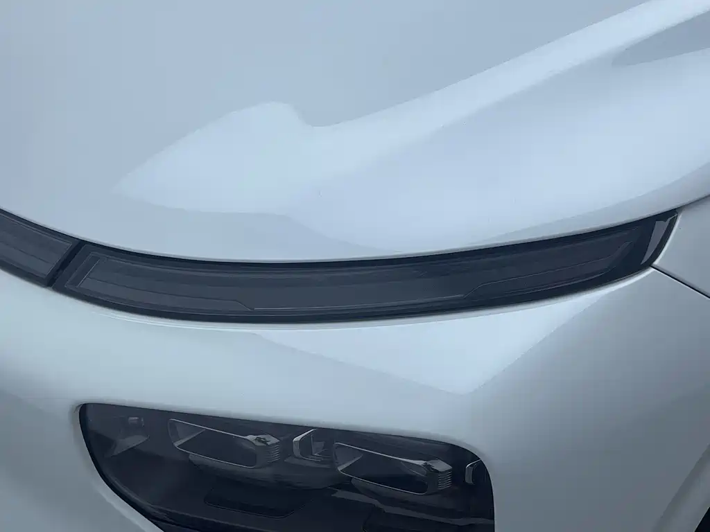 XPeng G9 — миниатюра 11