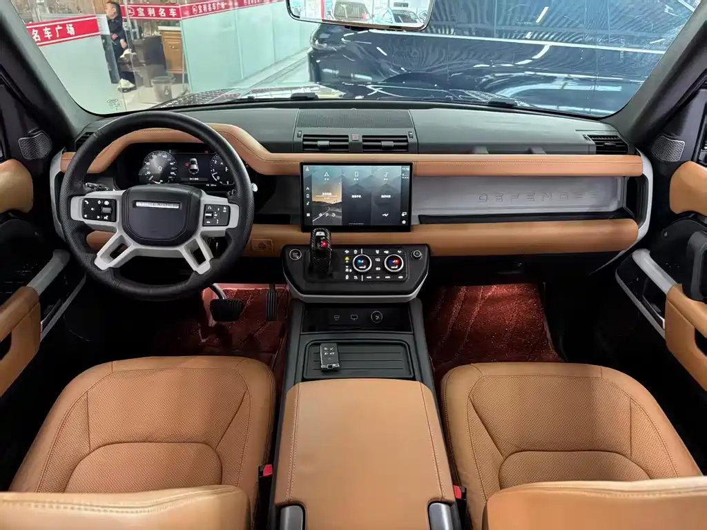 Land Rover Defender — миниатюра 10