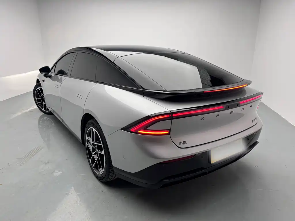 XIAOPENG P7+