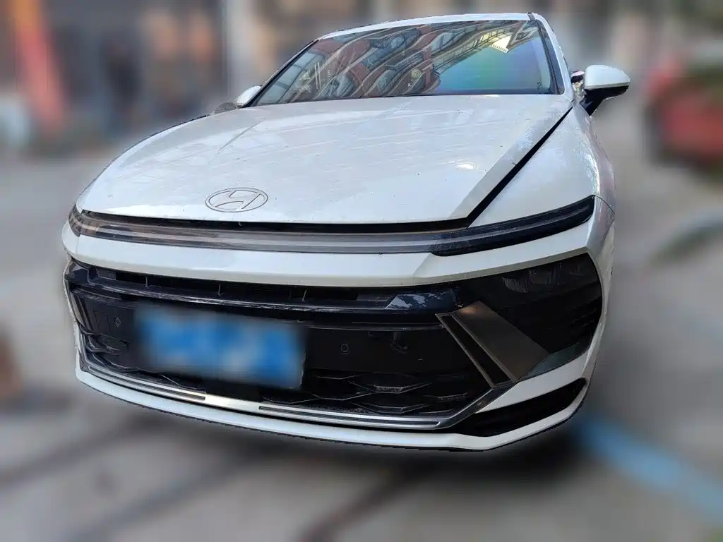 Hyundai Sonata — миниатюра 2