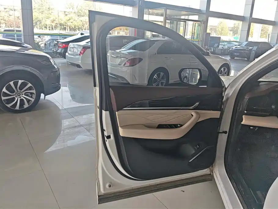 GEELY AUTOMOBILE XINGYUE L