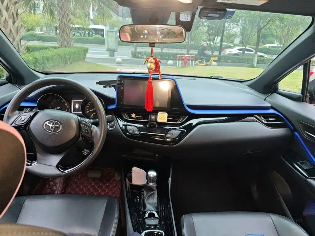 Toyota IZOA — миниатюра 13