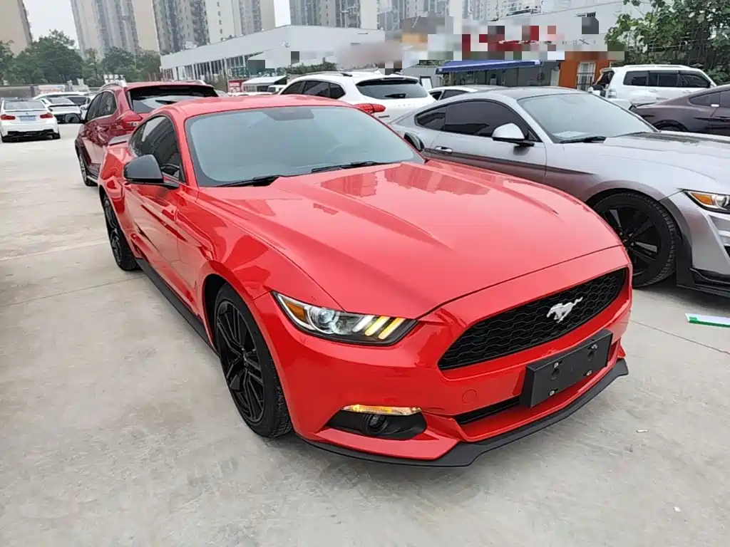 Ford Mustang — миниатюра 4