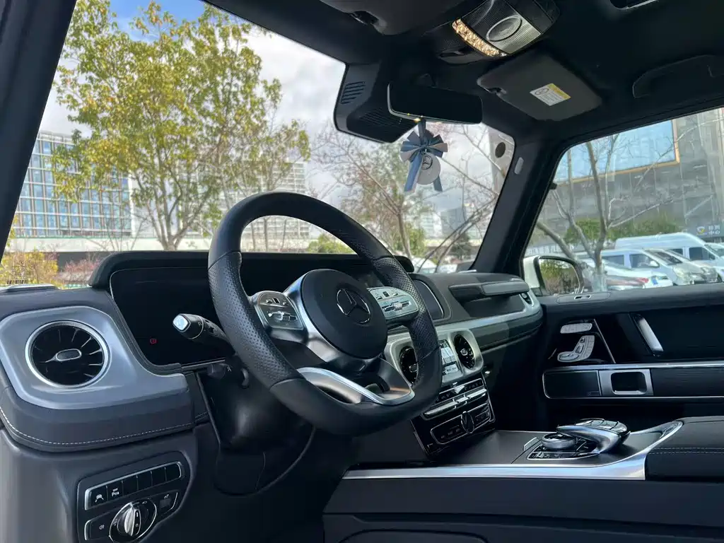 MERCEDES-BENZ G CLASS