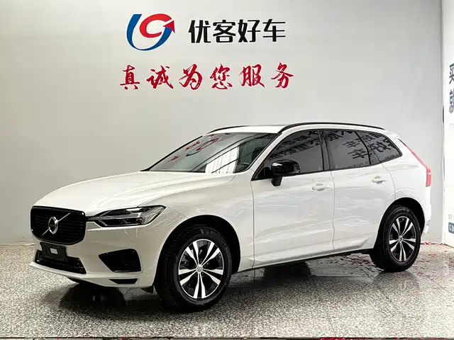 Volvo XC — фото 1