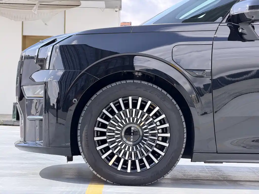 ZEEKR EXTREME KRYPTON 009